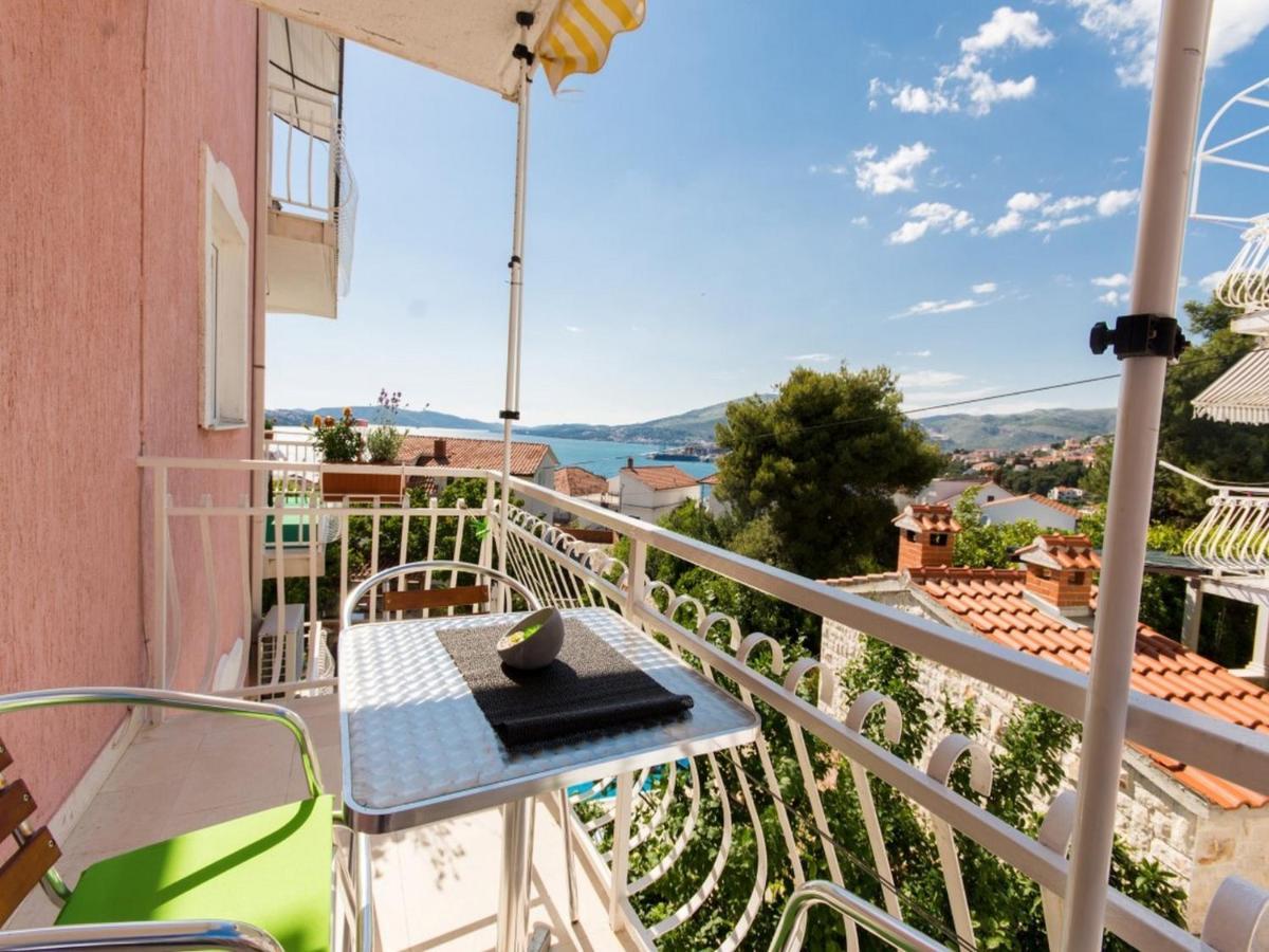 Villa Stil Trogir Eksteriør billede